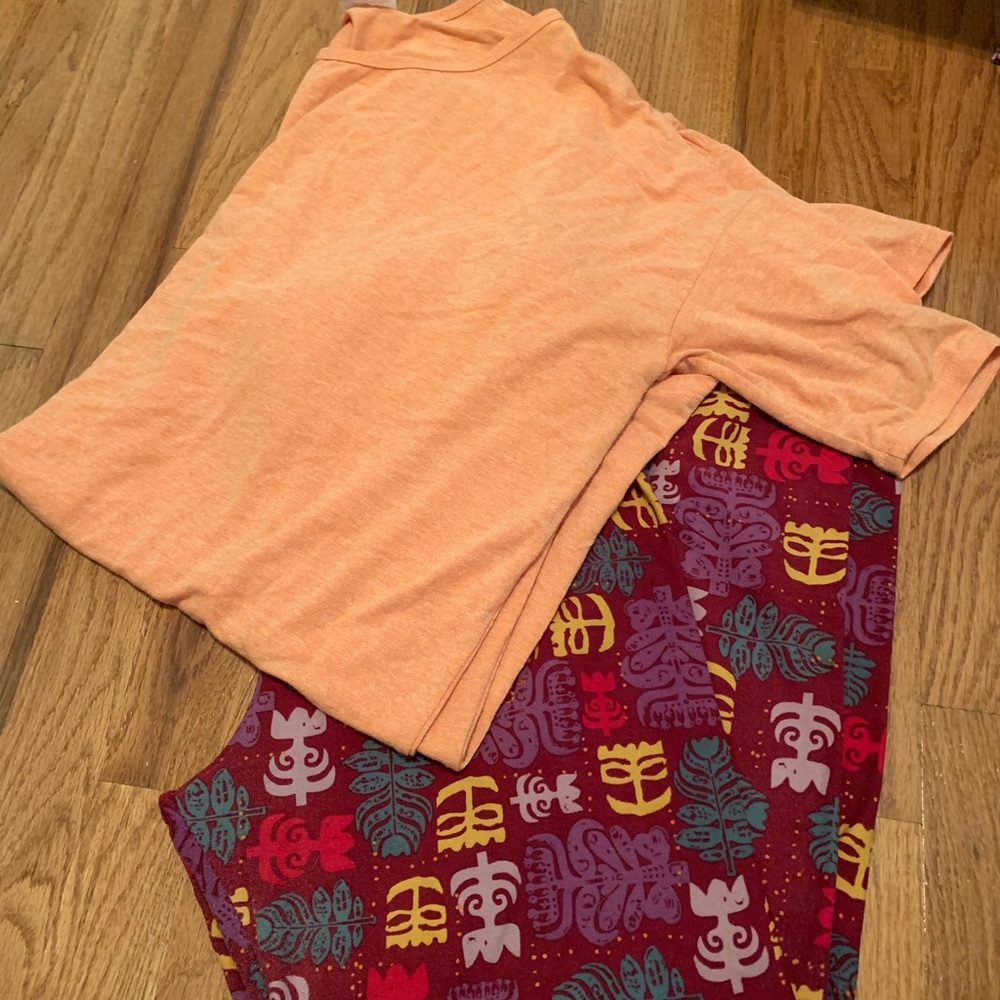 LuLaRoe legging and Shirt Bundle